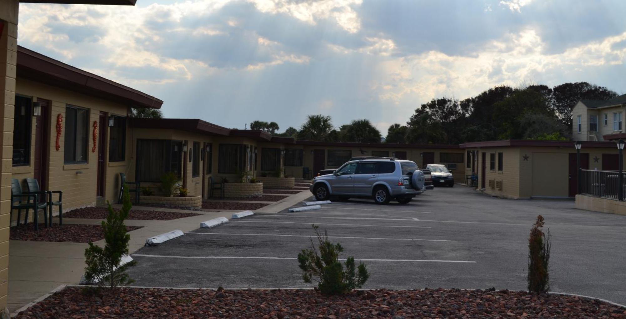 Atlantic Economy Inn Daytona Beach Exterior photo