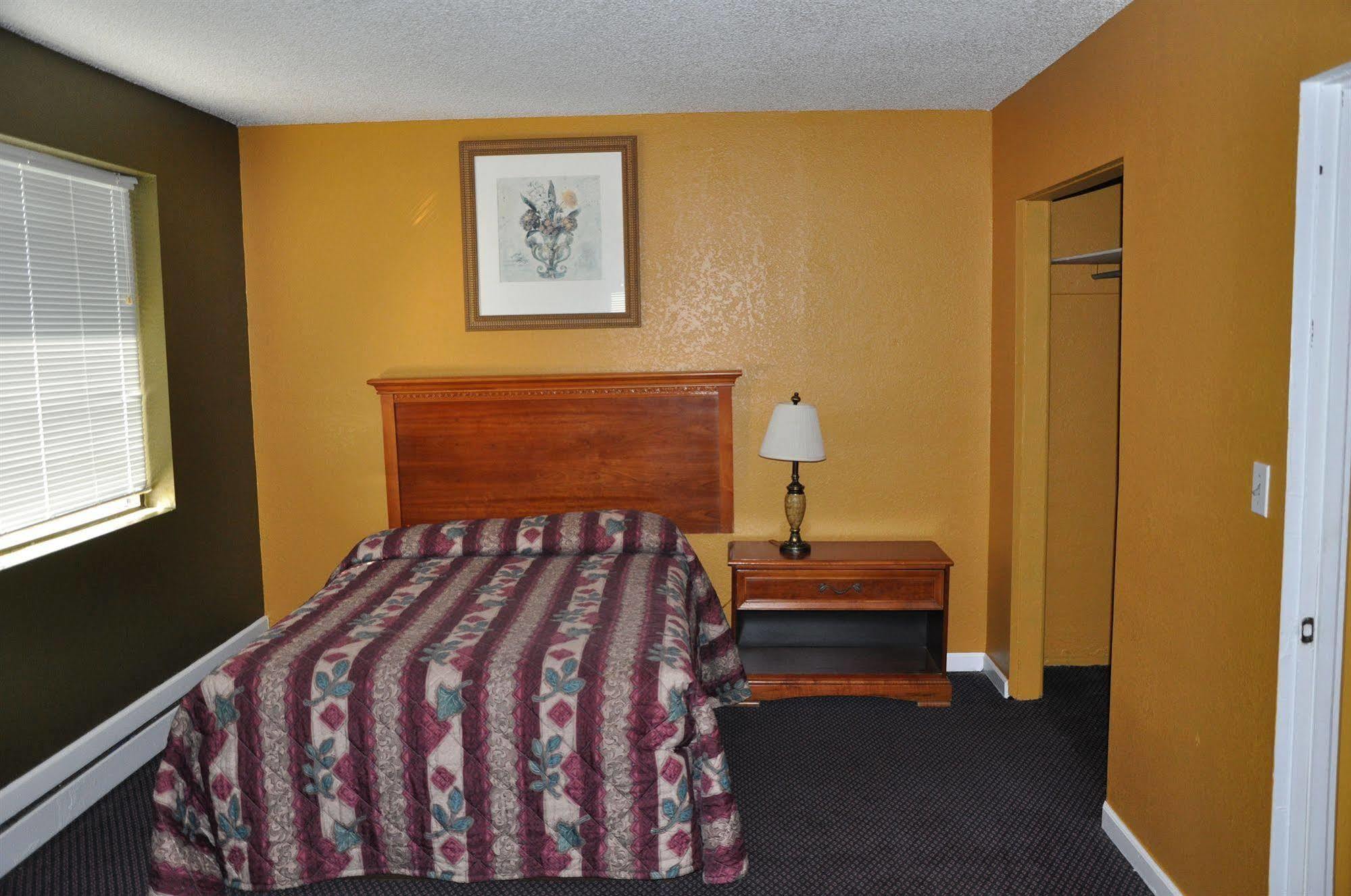 Atlantic Economy Inn Daytona Beach Exterior photo